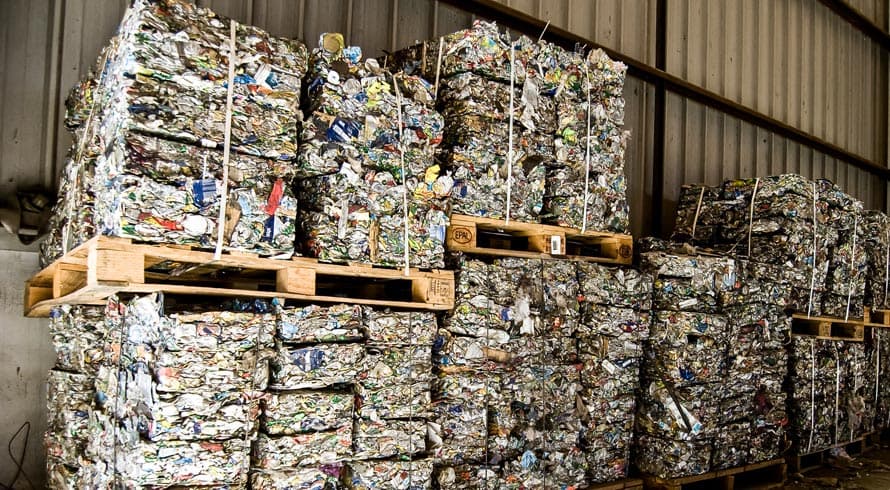 A reciclagem de resíduos faz bem à natureza e ao orçamento das empresas