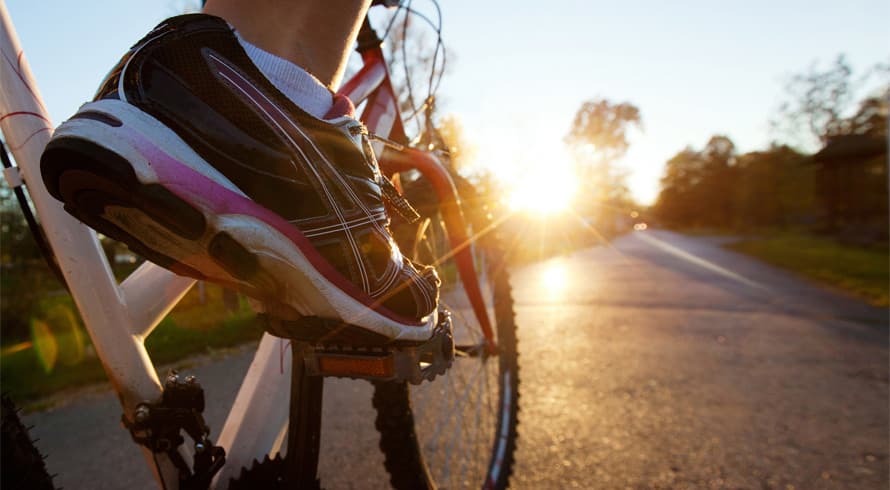 Bicicletas, tacos, uma quadra de cimento e eis o esporte radical que vem crescendo no Brasil: Bike Polo