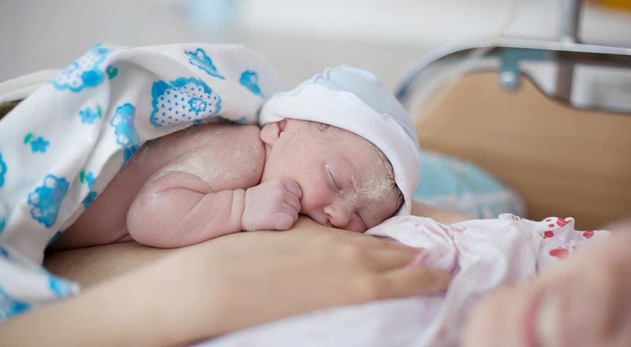 Fim da troca de bebês! Em atendimento à portaria editada pelo Ministério da Saúde, hospital mineiro implementa identificação biométrica para recém-nascidos