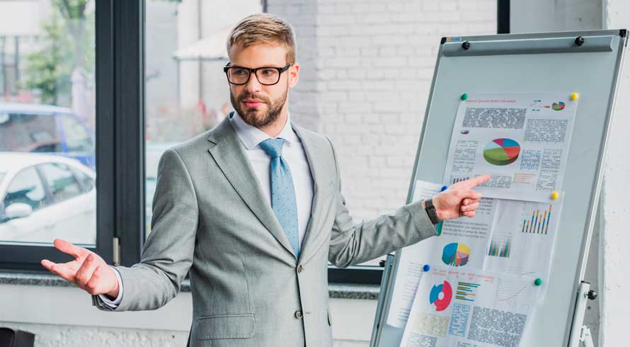 UCAM oferece pós-graduação, à distância. Confira o "MBA em Gestão Empresarial"!
