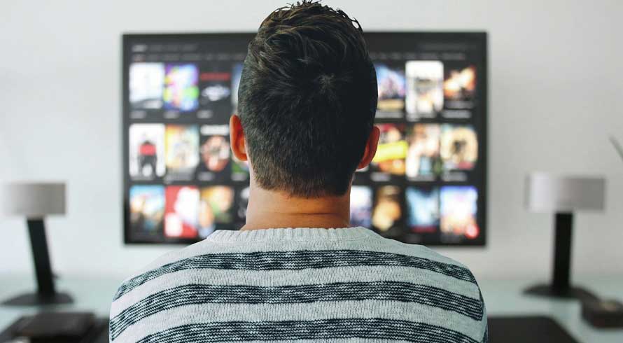 Você sabia que séries podem te ajudar a aprender inglês!